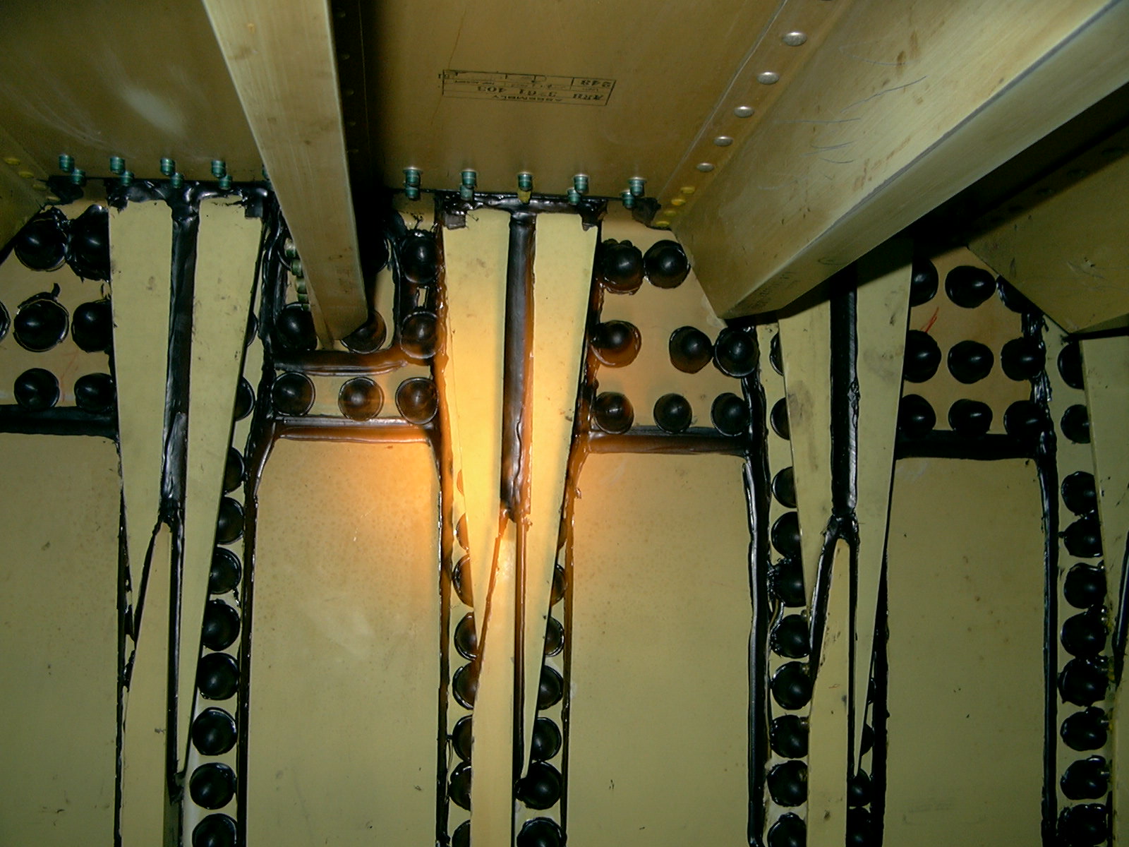 Applying advanced sealing technology to aircraft fuel tank for long-term durability